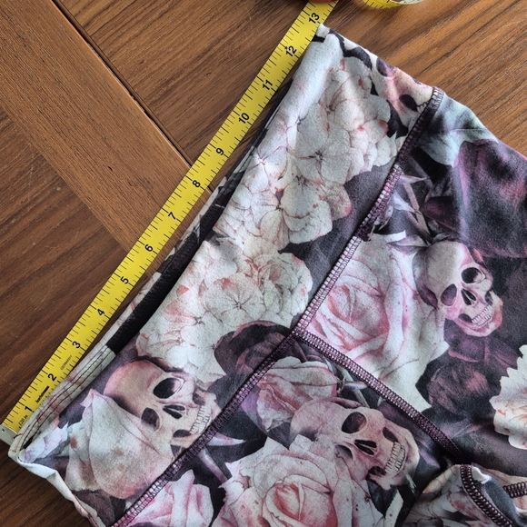 Evolution and Creation Pink Skull Yoga Gym Leggings Medium - Picture 4 of 6